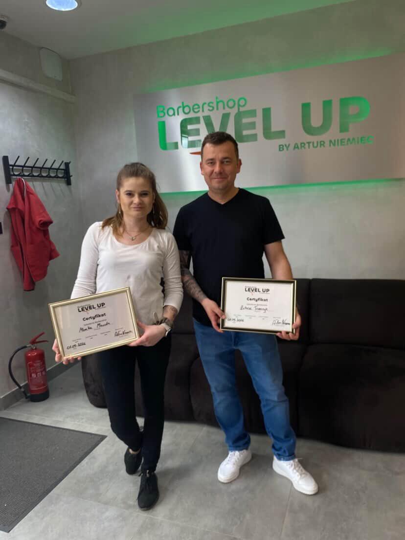 Kursant szkolenia barberskiego Level Up z certyfikatem — zdjęcie 4